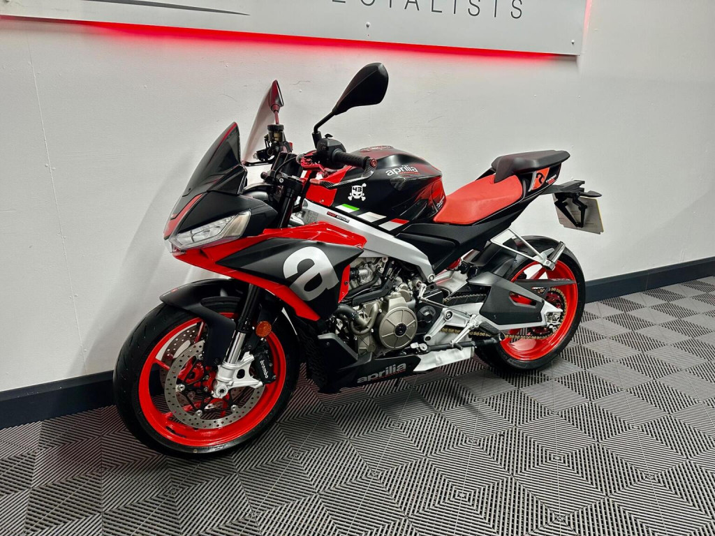 APRILIA Tuono