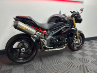 TRIUMPH SPEED TRIPLE 1050