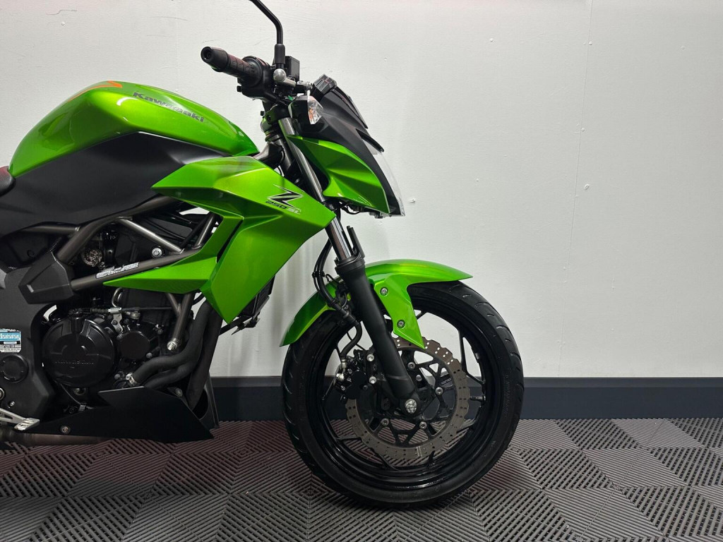 KAWASAKI Z250 SL