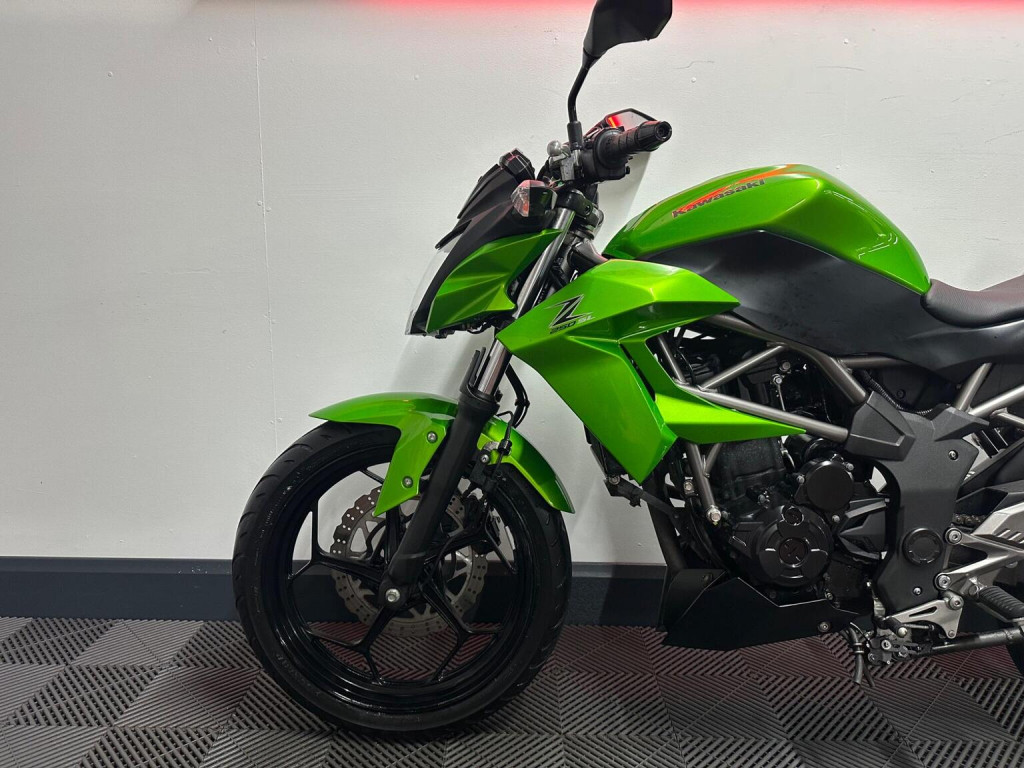 KAWASAKI Z250 SL