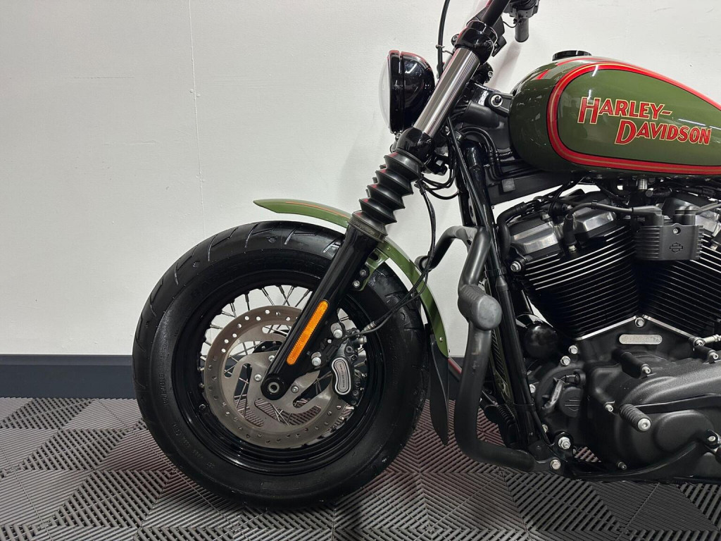 HARLEY-DAVIDSON Softail