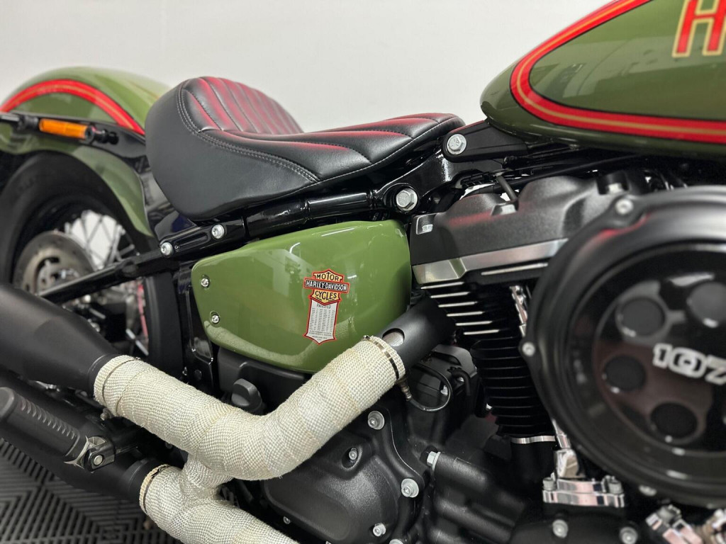 HARLEY-DAVIDSON Softail