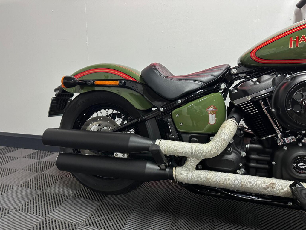 HARLEY-DAVIDSON Softail