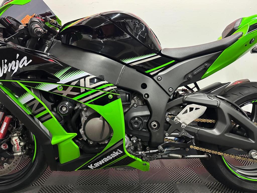 KAWASAKI NINJA ZX-10R