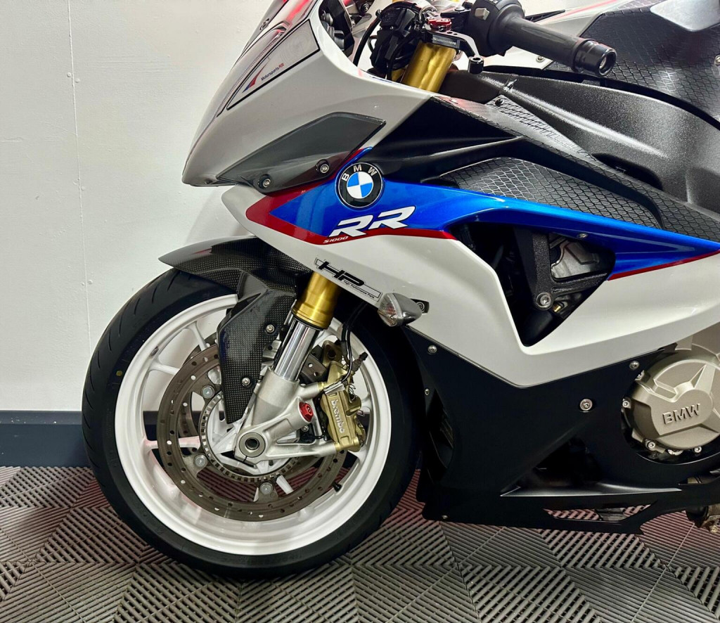 BMW S 1000 RR