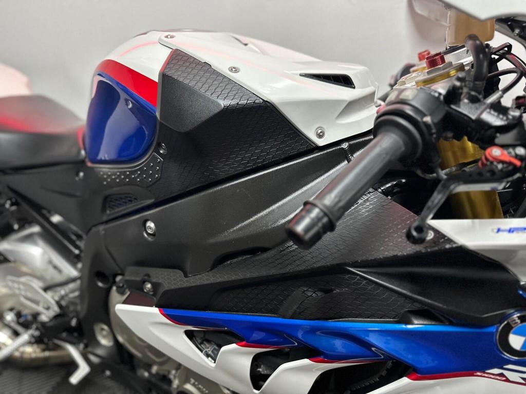 BMW S1000RR