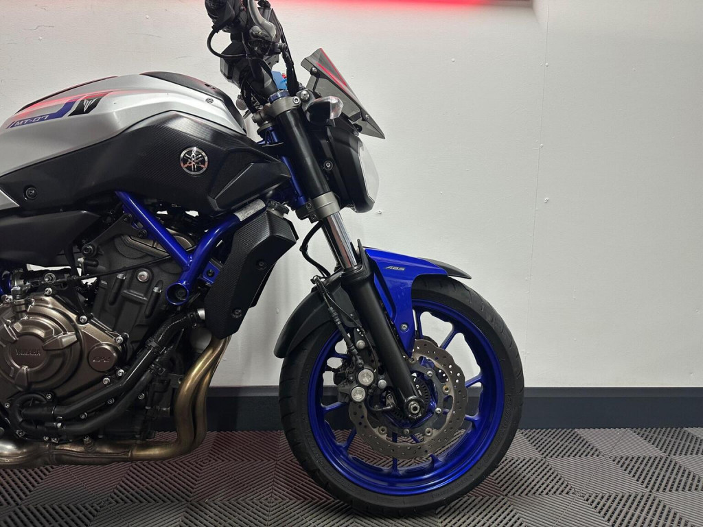 YAMAHA MT-07