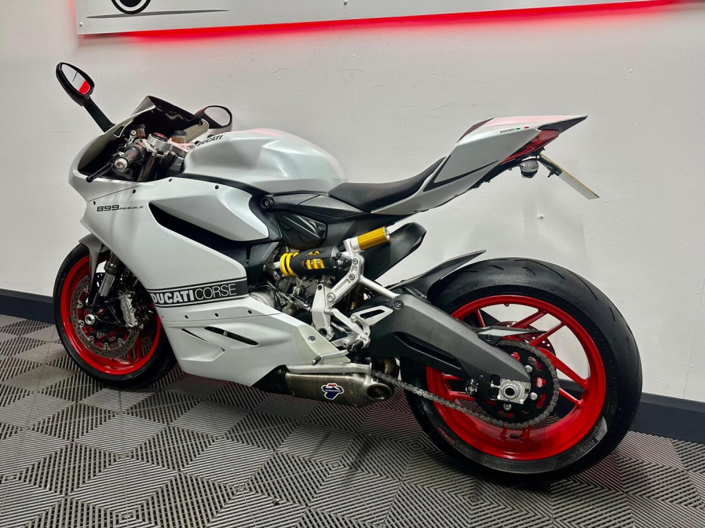 DUCATI 899 Panigale