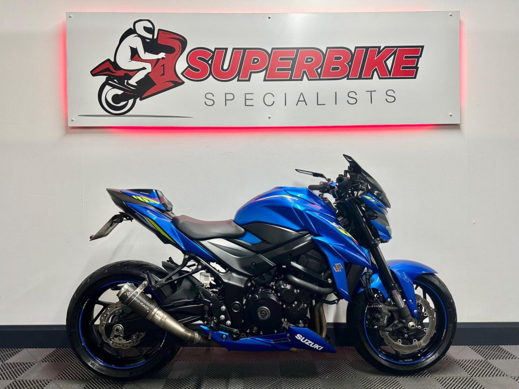 SUZUKI GSX-S750