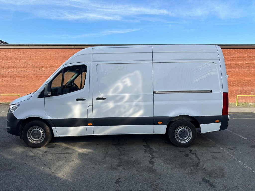 MERCEDES-BENZ SPRINTER