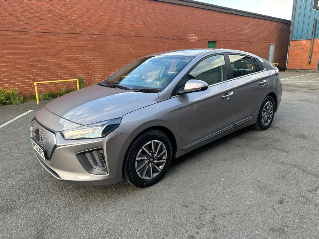 HYUNDAI IONIQ