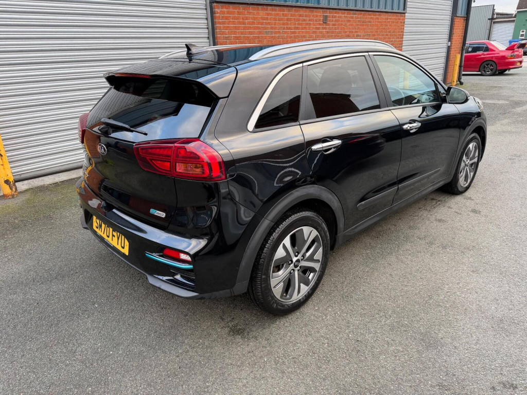 KIA NIRO