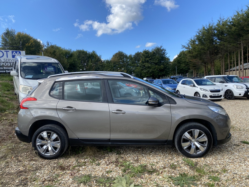 PEUGEOT 2008