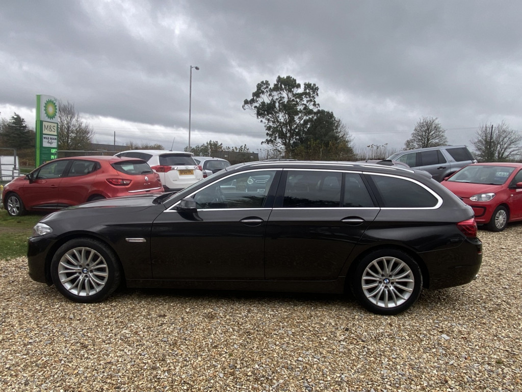 BMW 5 SERIES