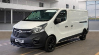 VAUXHALL VIVARO