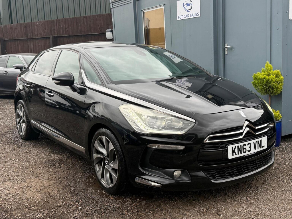 View CITROEN DS5 2.0 HDi DSport Euro 5 5dr