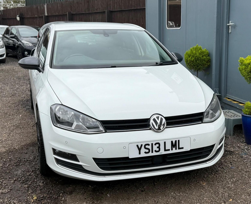 View VOLKSWAGEN GOLF 1.4 TSI BlueMotion Tech ACT GT Euro 6 (s/s) 5dr