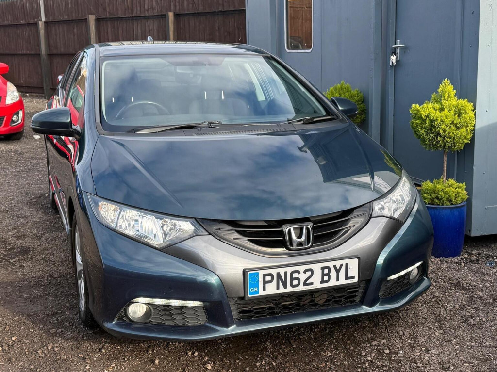 View HONDA CIVIC 1.8 i-VTEC ES Euro 5 (s/s) 5dr