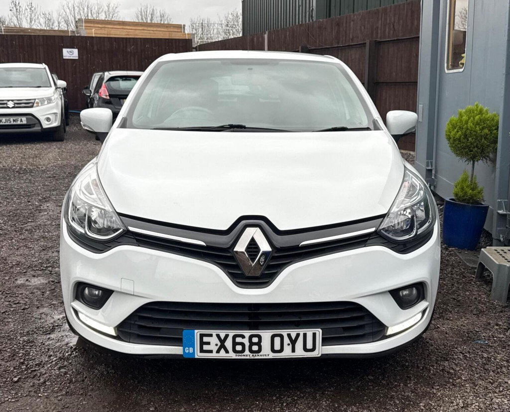 View RENAULT CLIO 0.9 TCe Iconic Euro 6 (s/s) 5dr