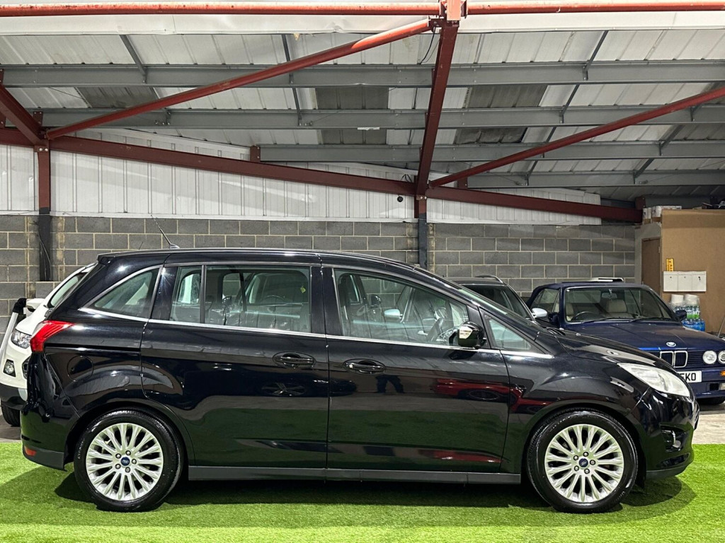 View FORD GRAND C-MAX 1.6 TDCi Titanium Euro 5 5dr