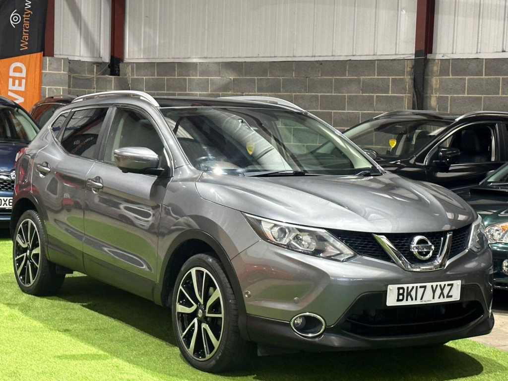 View NISSAN QASHQAI 1.2 DIG-T Tekna 2WD Euro 6 (s/s) 5dr