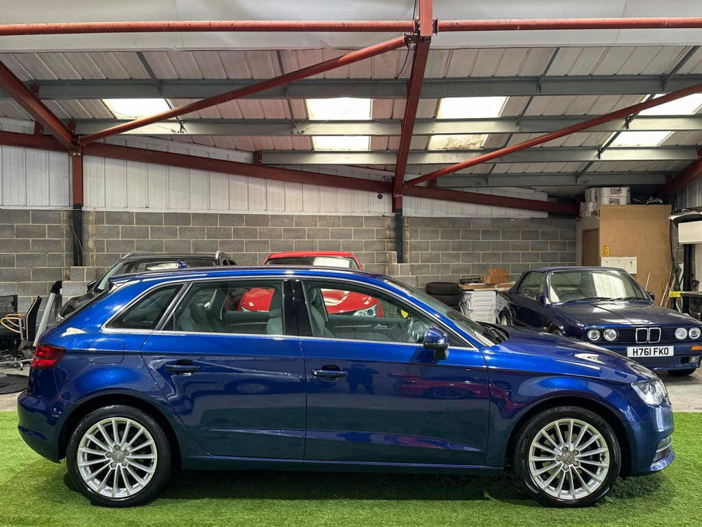 View AUDI A3 1.6 TDI Sport Sportback Euro 5 (s/s) 5dr