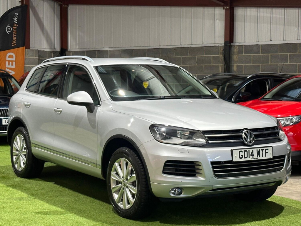 View VOLKSWAGEN TOUAREG 3.0 TDI V6 BlueMotion Tech SE Tiptronic 4WD Euro 5 (s/s) 5dr