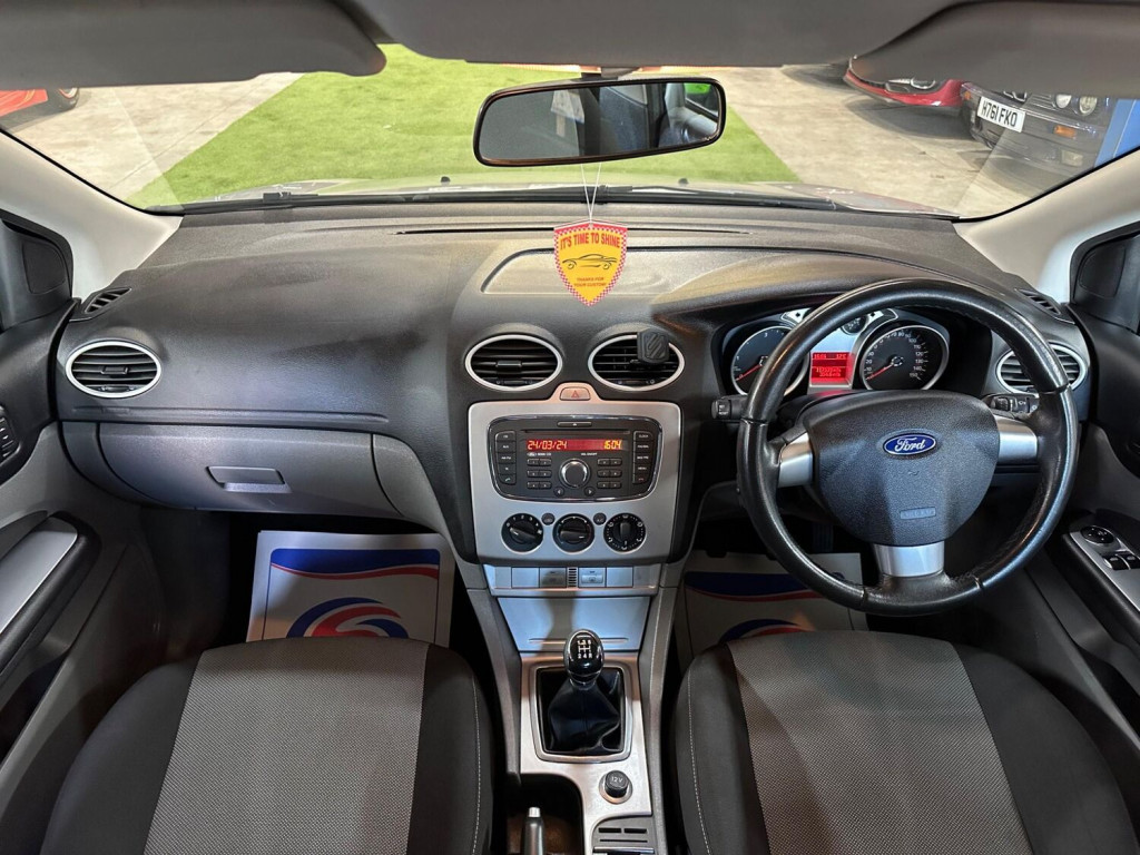 FORD FOCUS