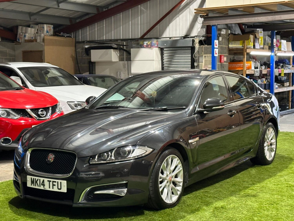 JAGUAR XF