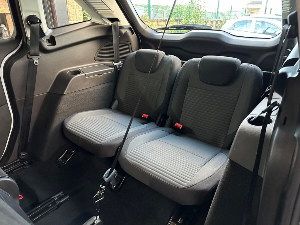 FORD GRAND C-MAX