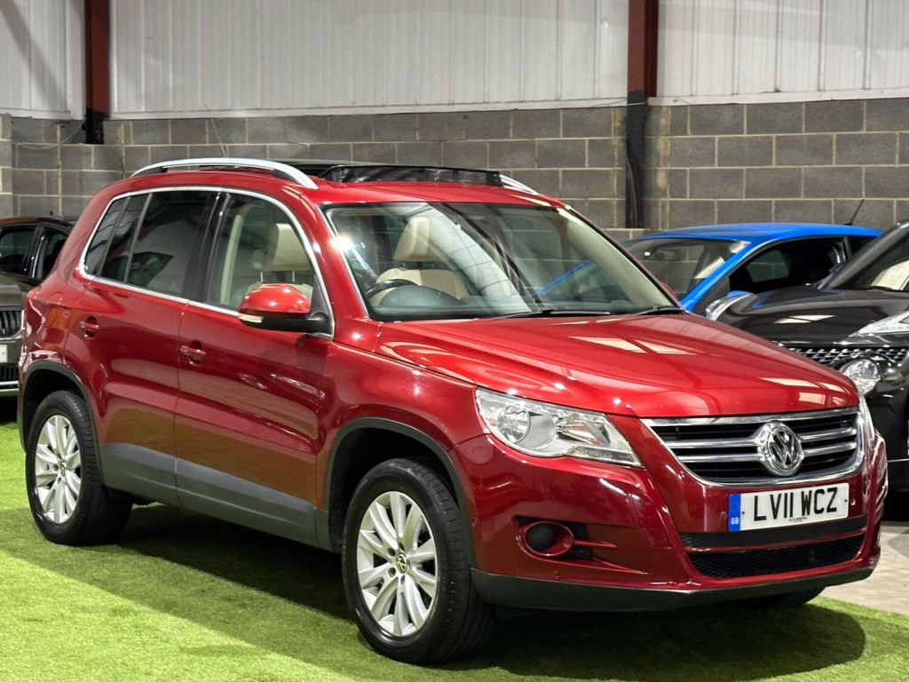 View VOLKSWAGEN TIGUAN 2.0 TDI Match DSG 4WD Euro 5 5dr