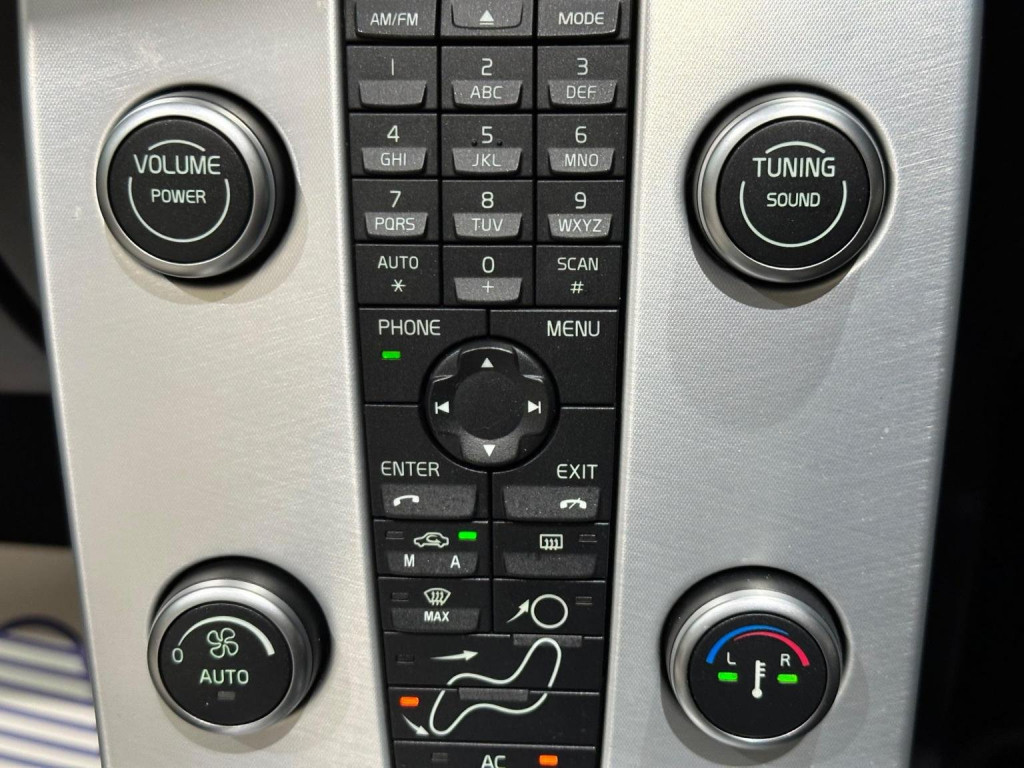 VOLVO C70