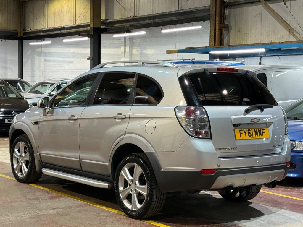 CHEVROLET CAPTIVA