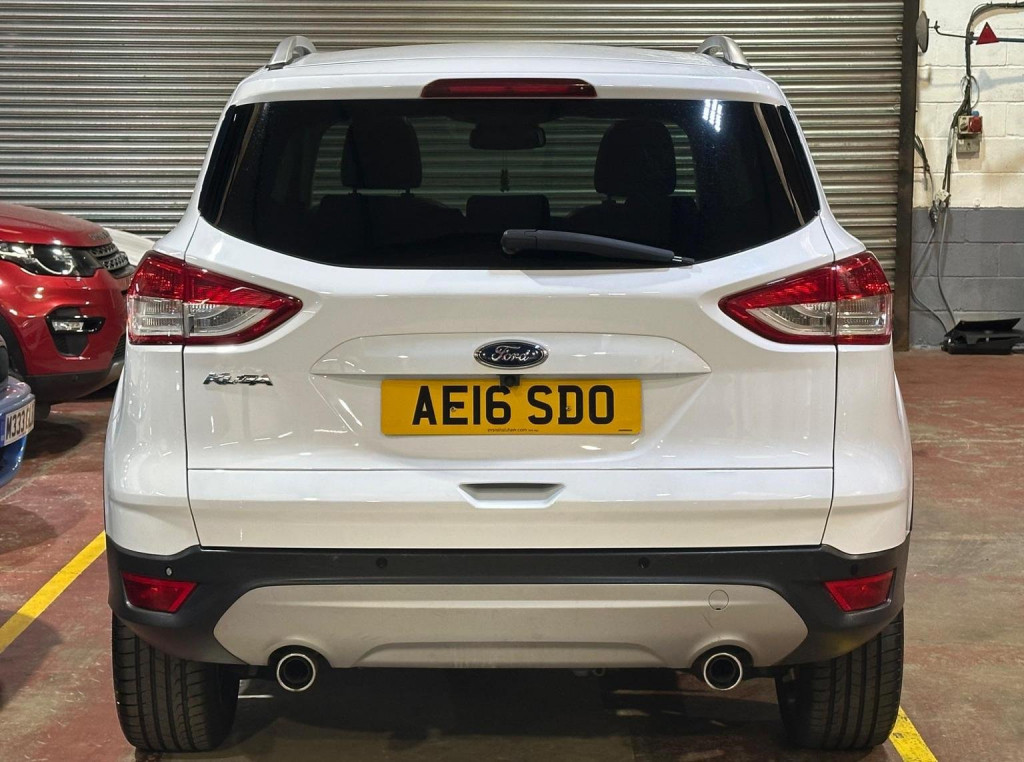 FORD KUGA