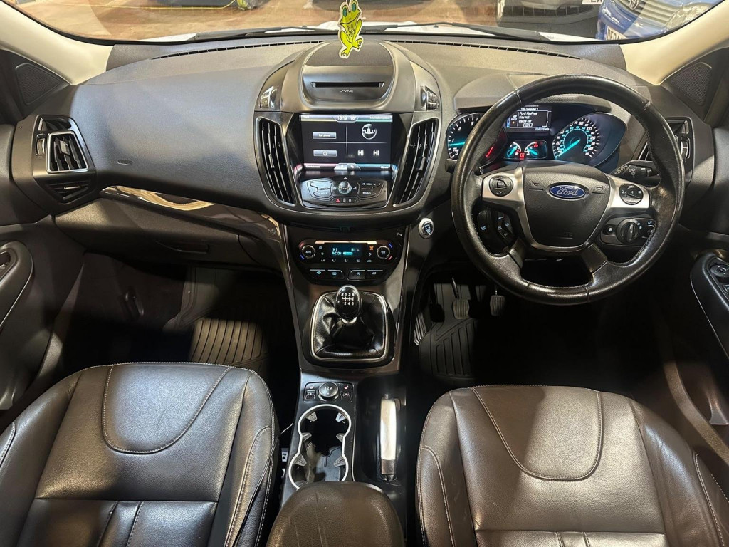FORD KUGA