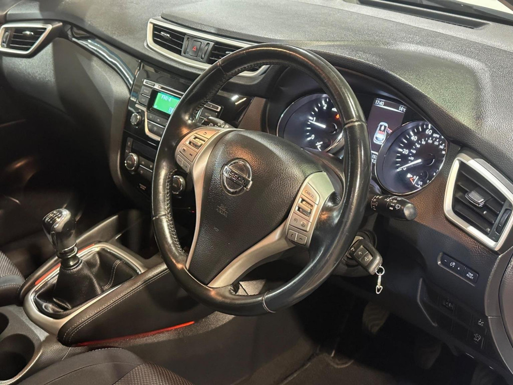 NISSAN QASHQAI