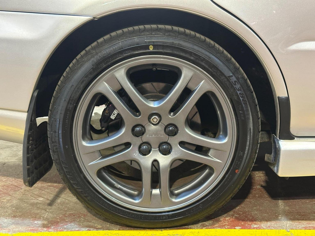 SUBARU IMPREZA