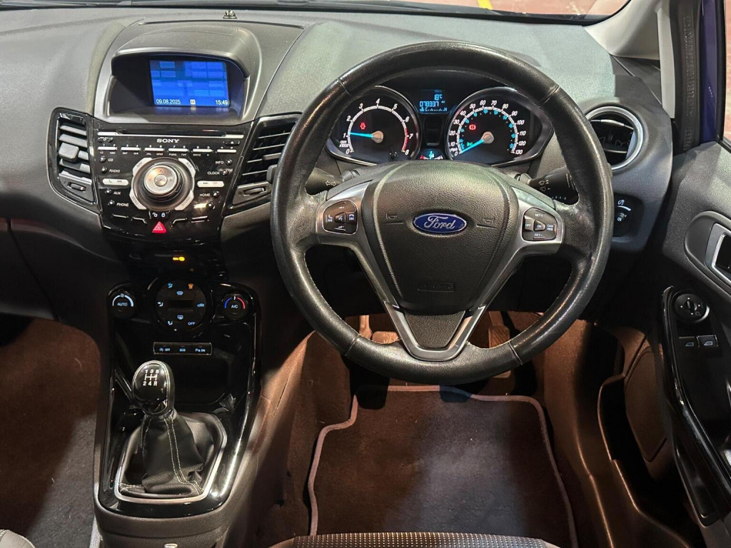 FORD FIESTA