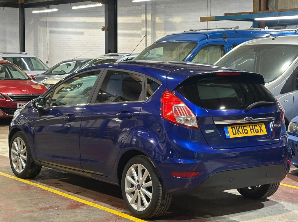FORD FIESTA