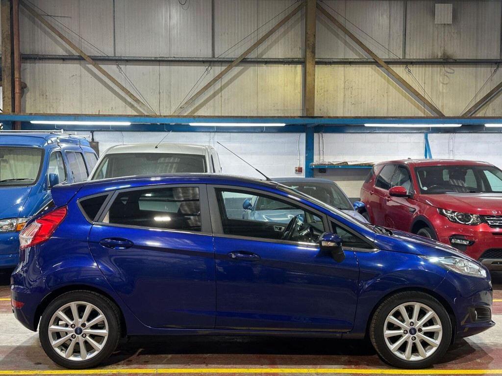 FORD FIESTA