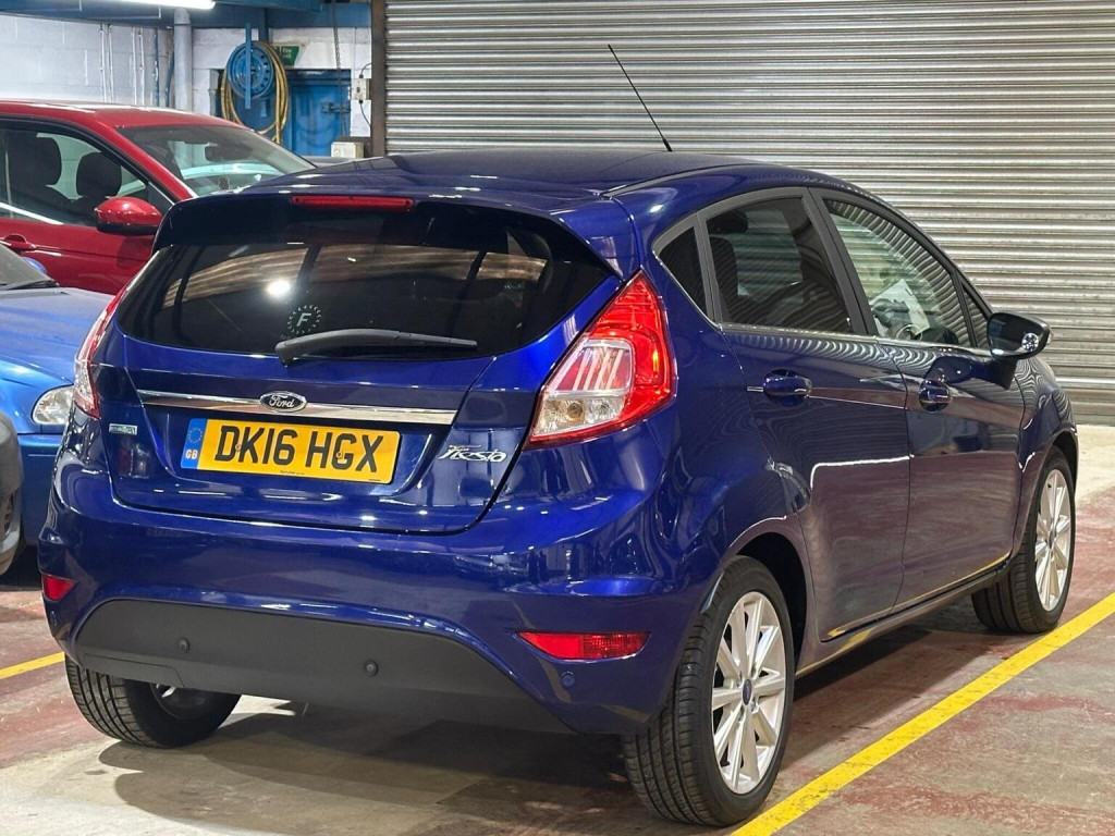 FORD FIESTA