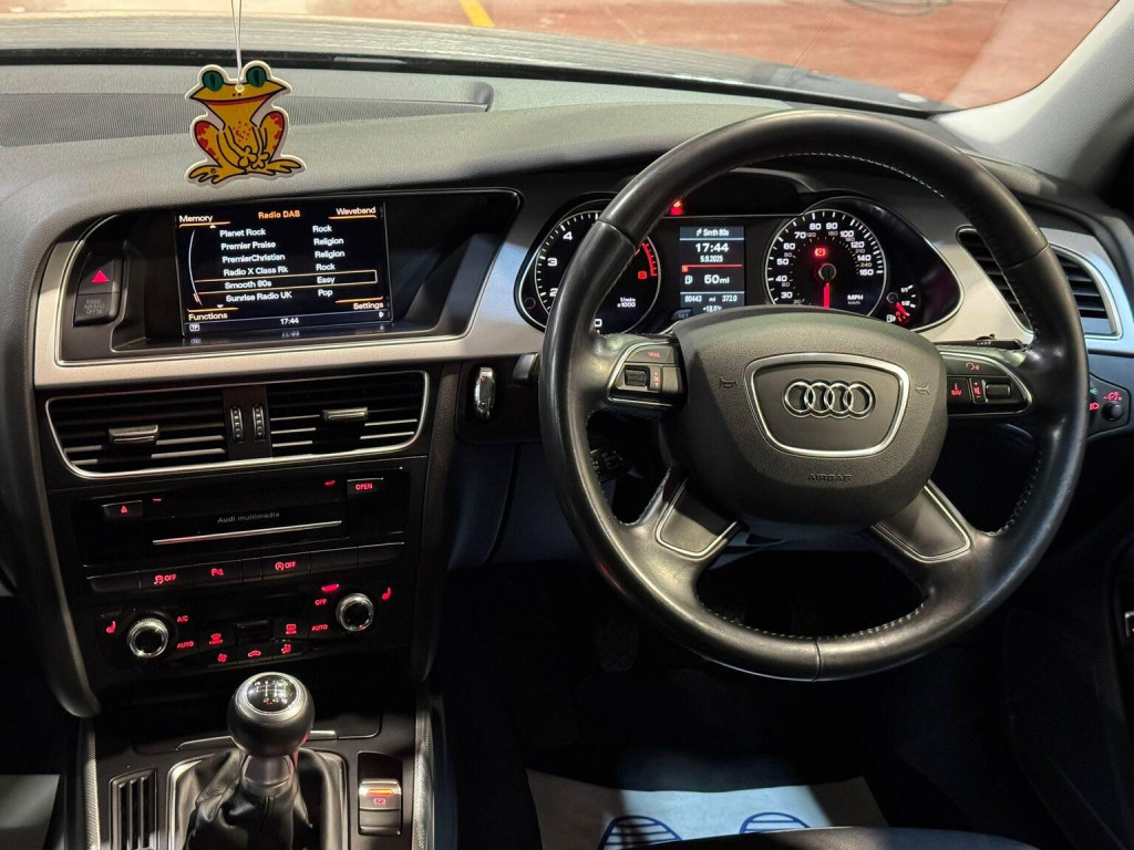 AUDI A4
