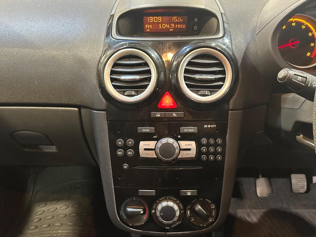 VAUXHALL CORSA