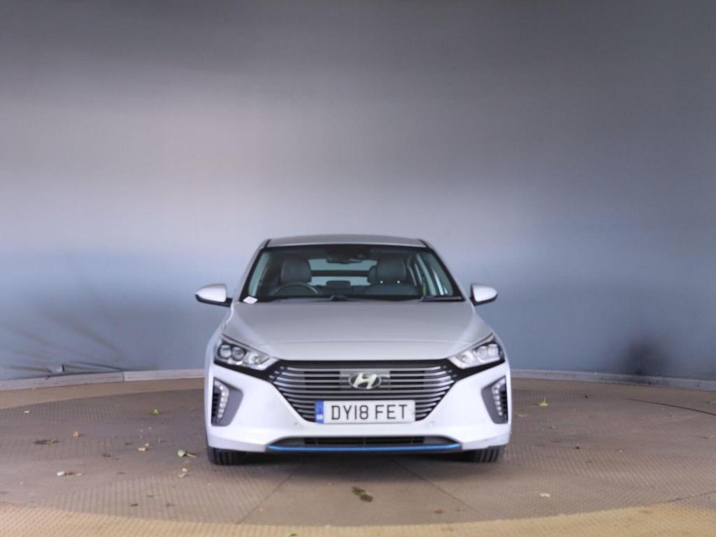 View HYUNDAI IONIQ 1.6 h-GDi 8.9kWh Premium SE DCT Euro 6 (s/s) 5dr