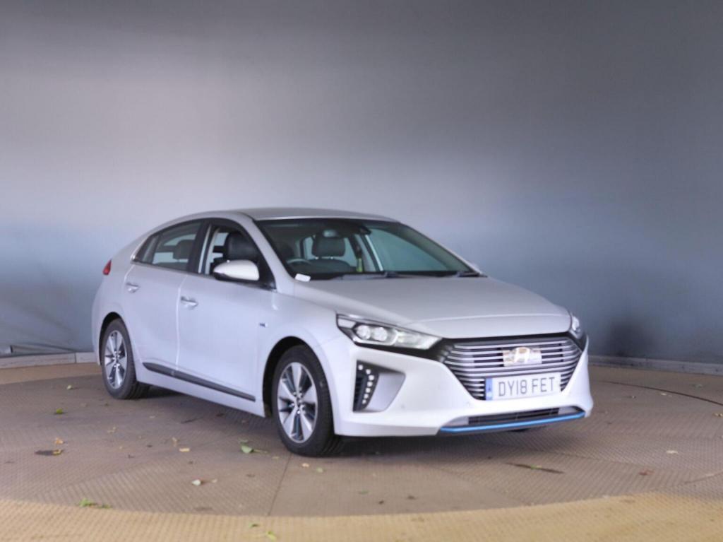 View HYUNDAI IONIQ 1.6 h-GDi 8.9kWh Premium SE DCT Euro 6 (s/s) 5dr
