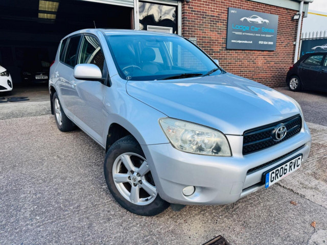 TOYOTA RAV4