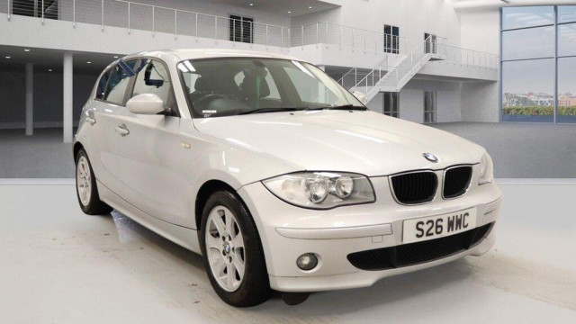 BMW 1 SERIES