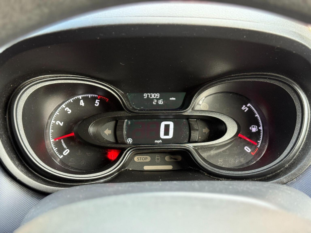 VAUXHALL VIVARO