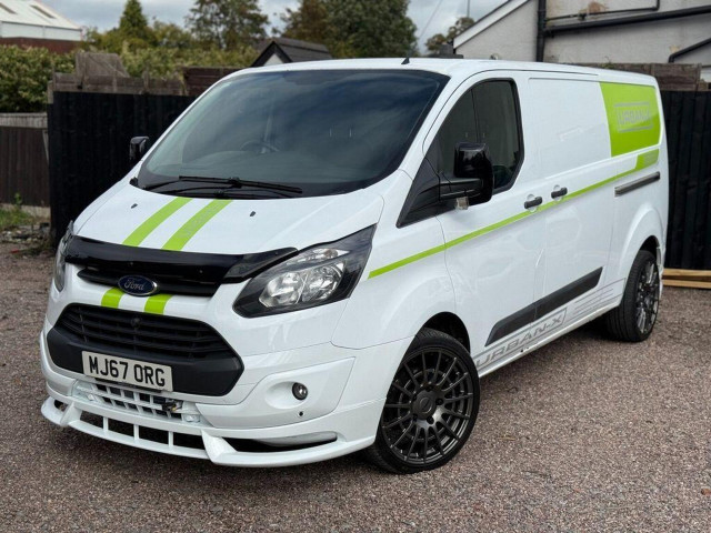 FORD TRANSIT CUSTOM 2.0 TDCi 340 L2 H1 5dr