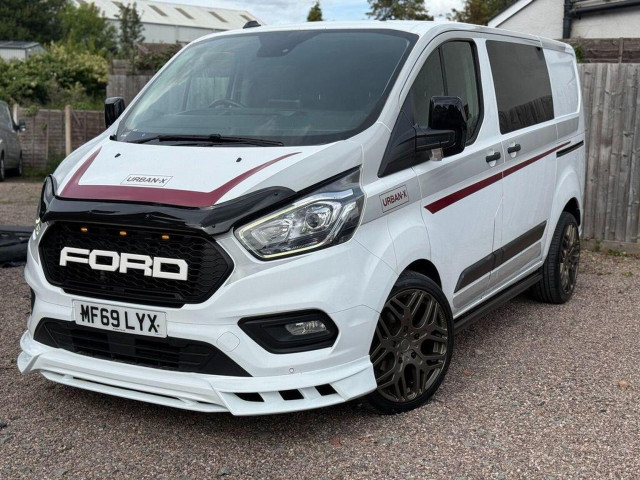 FORD TRANSIT CUSTOM 2.0 tdci, crewcab, 7 seater